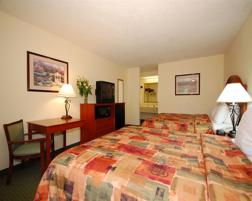 Econo Lodge Russellville Exterior photo